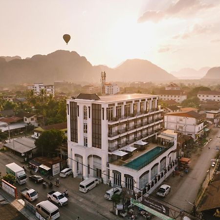 Oudomsin Vangvieng Hotel Vang Vieng Exterior photo