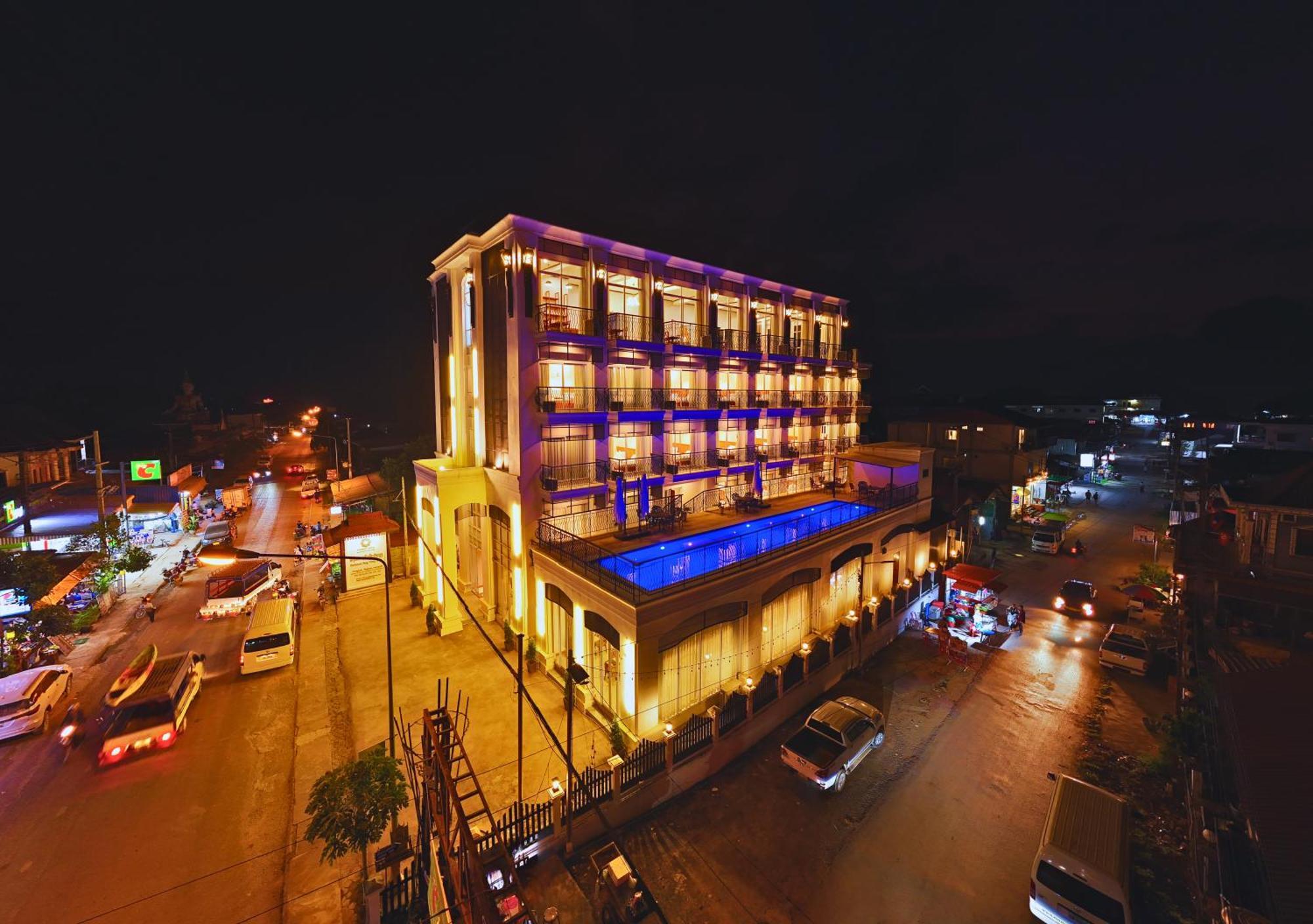Oudomsin Vangvieng Hotel Vang Vieng Exterior photo